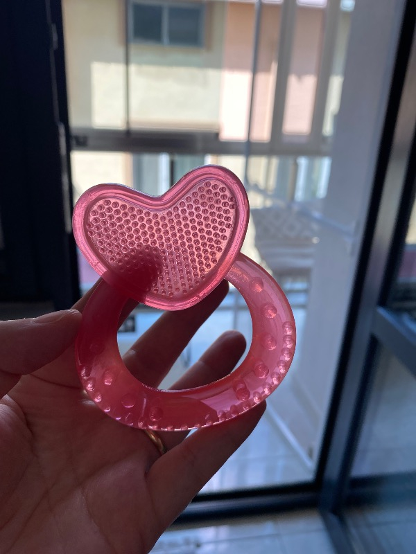 Wee Baby Yumuşak Silikon Diş Kaşıyıcı Pembe