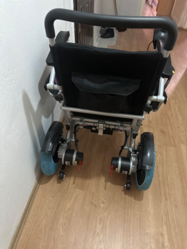 Respirox BC-EA8000 Akülü Tekerlekli Sandalye
