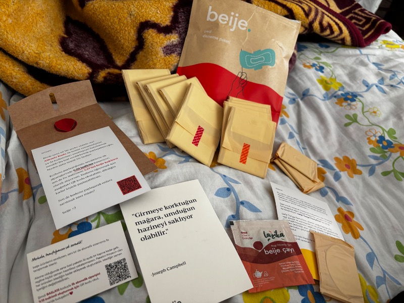 Beije Hafif Regl Paketi (10 Standart Ped, 10 Süper Ped, 10 Standart Günlük Ped)
