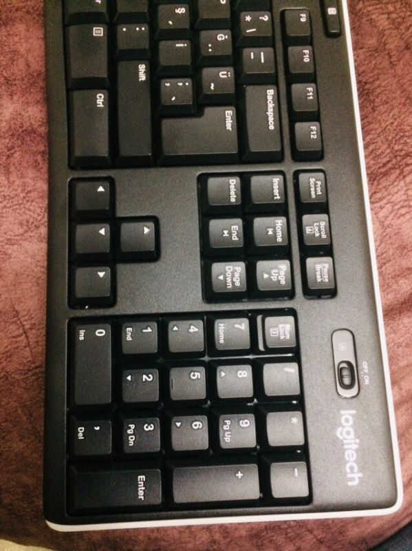 Logitech K270 Tam Boyutlu Kablosuz Türkçe Klavye - Siyah