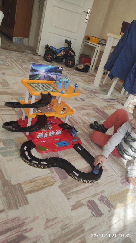Dede 3 Katlı Garaj Oyun Seti