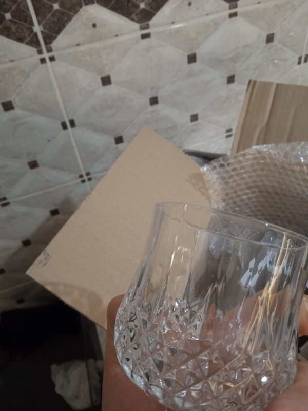 Madame Coco Audrey 4'lü Kısa Boy Şarap Kadehi Seti 170 ml