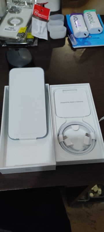 iPhone 15 128 GB