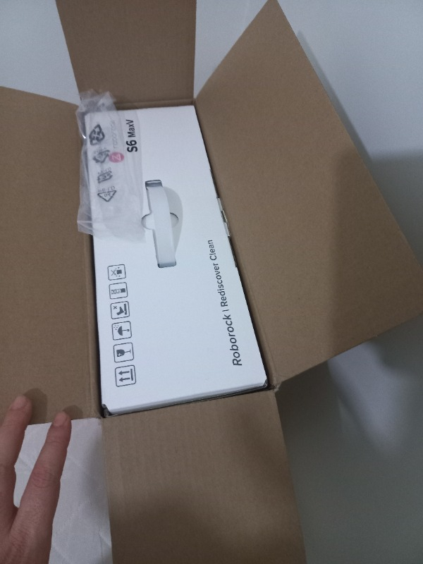 Roborock S6 MaxV Vacuum Cleaner