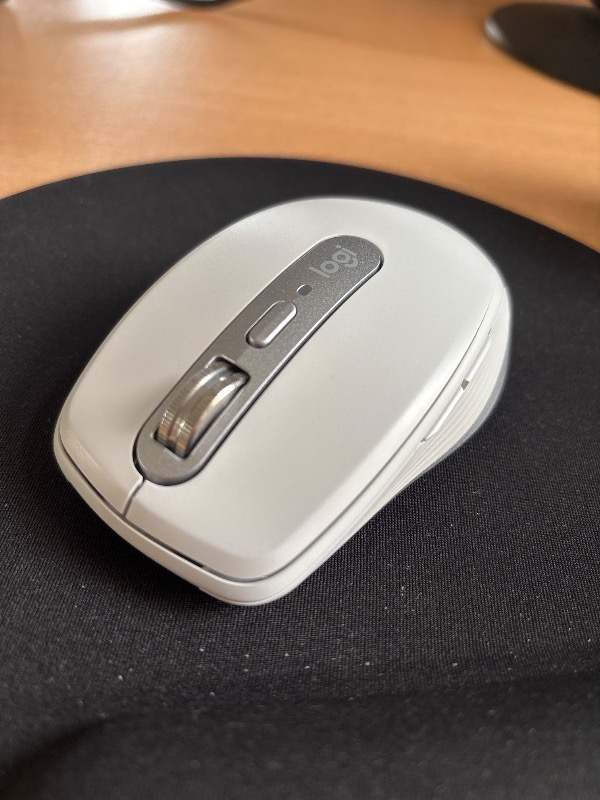 Logitech MX Anywhere 3S Kompakt 8000 DPI Optik Sensörlü Sessiz Bluetooth Kablosuz Mouse - Beyaz