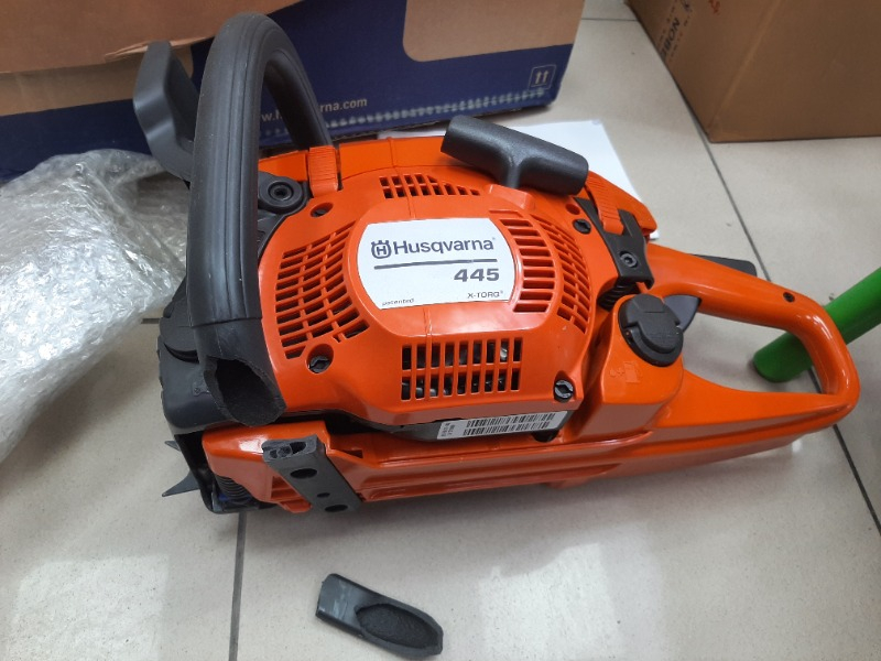 Husqvarna 445 Motorlu Ağaç Kesme Testeresi 2.8 Hp