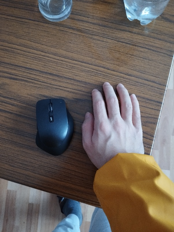 Asus WT425 Kablosuz Optik Sessiz Tıklama Özellikli Siyah Mouse