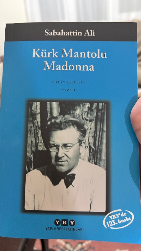 Yapı Kredi Yayınları Kürk Mantolu Madonna - Sabahattin Ali