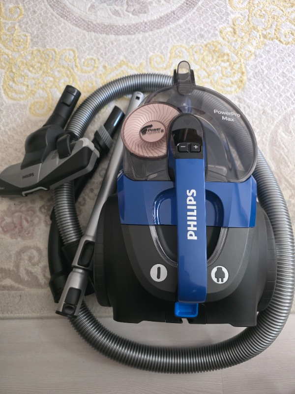 Philips 7000 Serisi PowerPro Max Torbasız Elektrikli Süpürge, 750W, PowerCyclone 8, Alerji Kilit Sistemi, TriActive+ Başlık, FC9749/07 