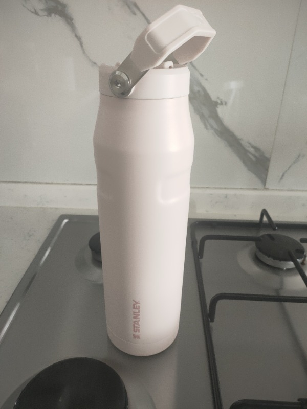 Stanley Iceflow Flip Straw Su Termosu 1.06 Lt