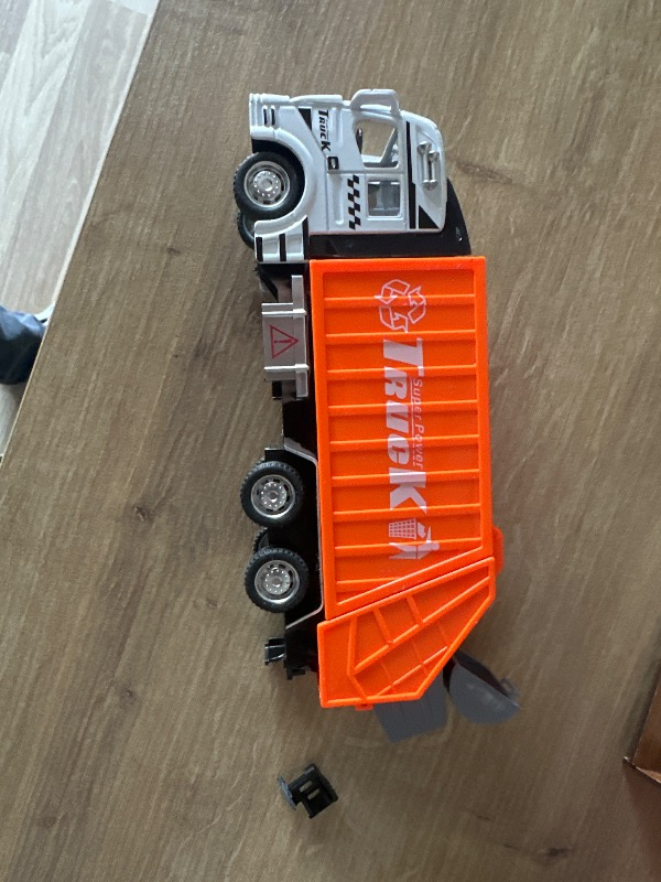 Mega Oyuncak Yeşil City Çöp Kamyonu Çek Bırak -20 cm