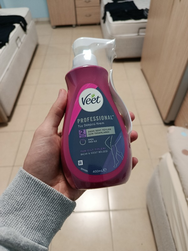Veet Professional 400ml Tüy Dökücü Krem