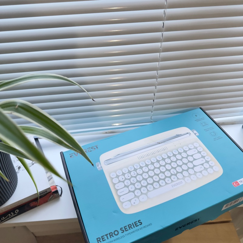 Everest KB-BT85 Retro Fildişi Bluetooth Daktilo Q Mac/win/android/ıos Uyumlu Kablosuz Klavye