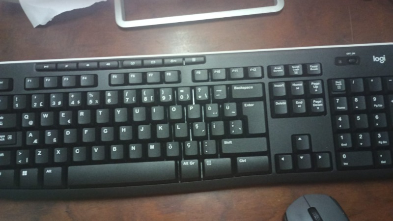 Logitech K270 Tam Boyutlu Kablosuz Türkçe Klavye - Siyah