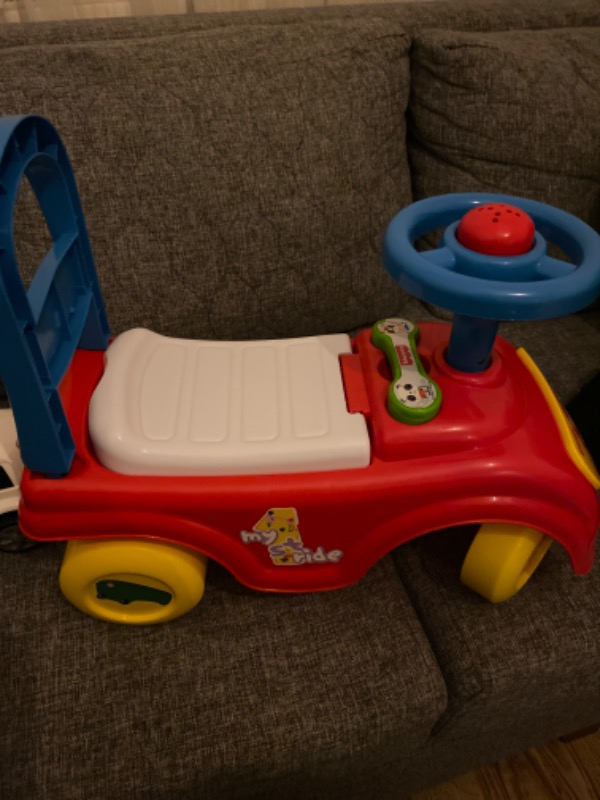 Fisher-Price İlk Arabam
