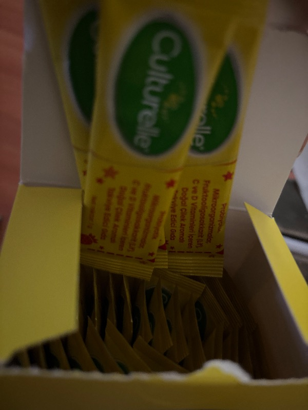 Culturelle Probiyotik 30 Saşe, 5 Milyar Probiyotik, C ve D Vitamini, Yüksek Lif, Doğal Çilek Aromalı, Çocuk ve Yetişkin, Kolay kullanım
