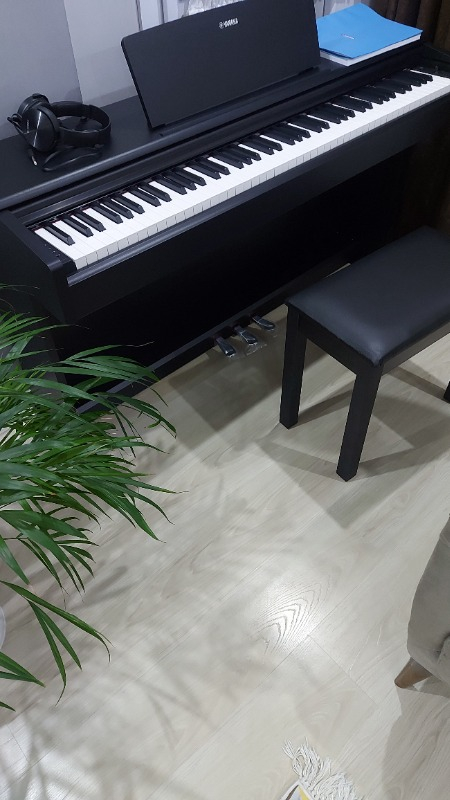 Yamaha YDP145B (Siyah) Dijital Piyano