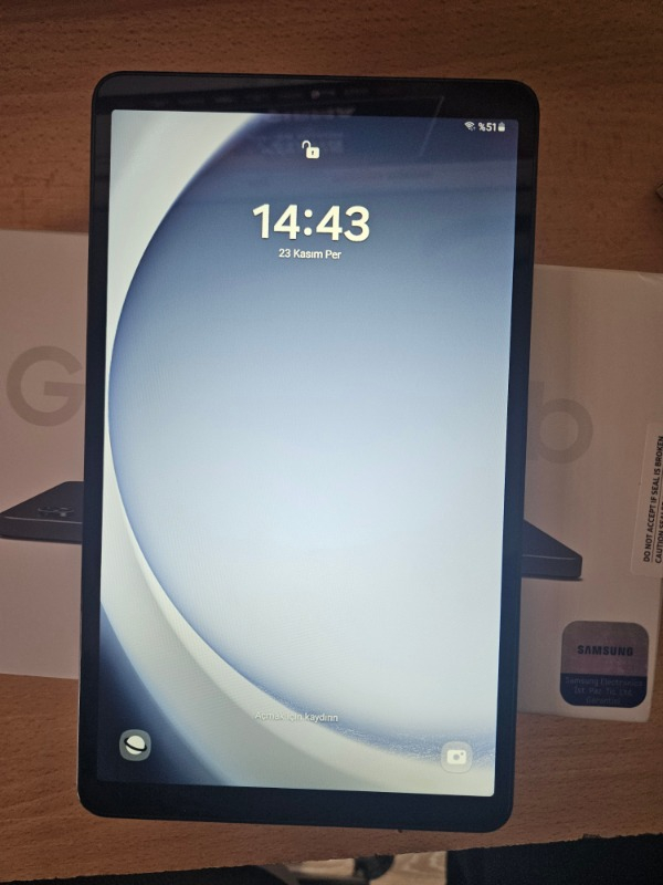 Samsung Galaxy Tab A9 SM-X110 4GB 64GB 8.7" Tablet