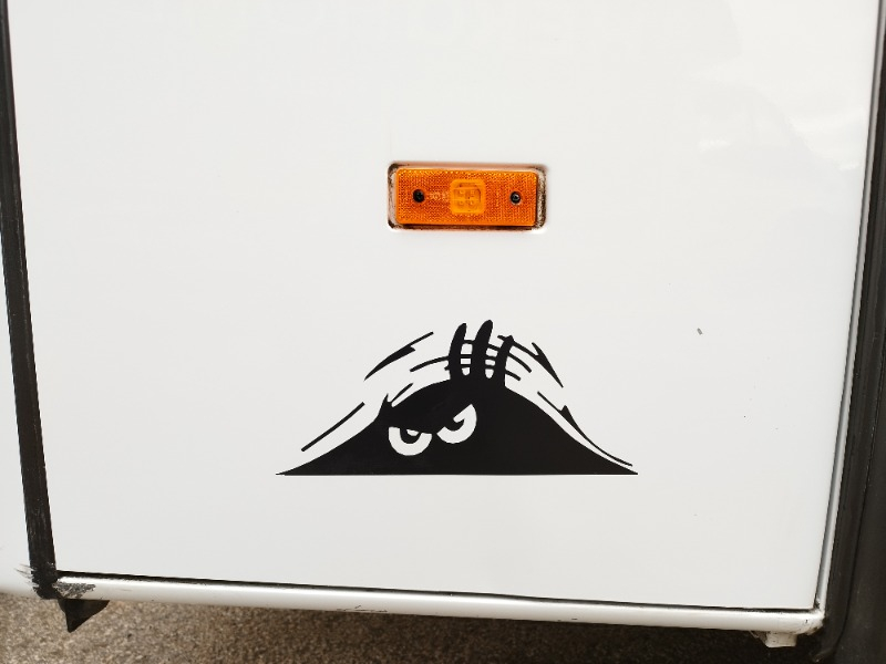 Quart Bagajdan Bakan Adam Oto Sticker, Araba Sticker