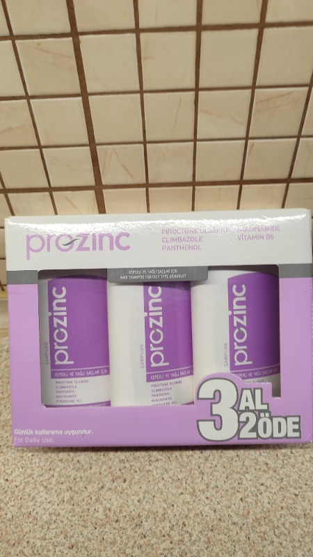 Prozinc Kepek Şampuanı Yağlı Saçlar Için 3x300 Ml.
