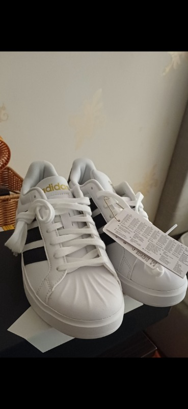 Adidas Sportswear JP8282 Streettalk