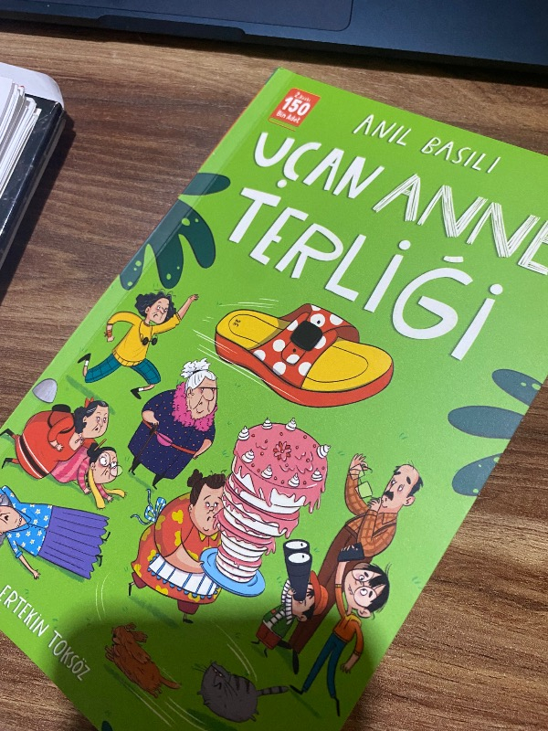 Timaş Çocuk Uçan Anne Terliği - Anıl Basılı Fantastik & Macera Kitabı 128 Sayfa Türkçe