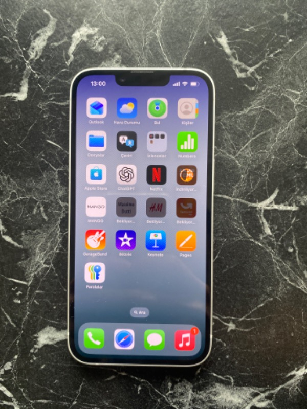 iPhone 16e 128GB Beyaz