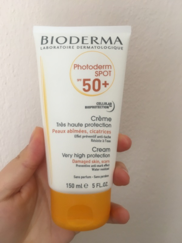 Photoderm SPOT SPF50+ Leke Karşıtı, Glabridin İçeren Yüksek Korumalı Yüz ve Vücut Güneş Kremi 150 ml