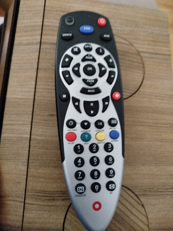 Digiturk Digiturk+Plus 4K Uydu Alıcı Kumandası
