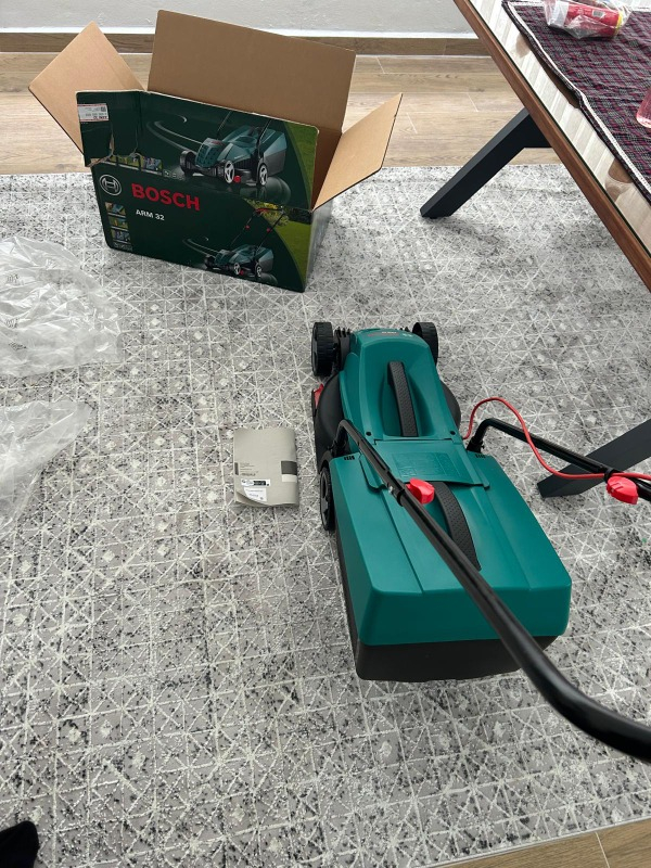 Bosch ARM 32 Çim Biçme Makinesi - 0600885B03
