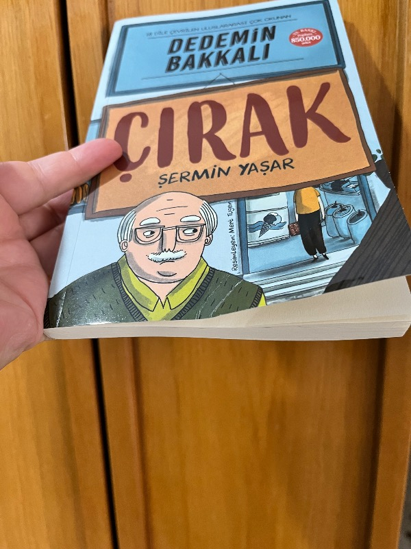 Taze Kitap Dedemin Bakkalı: Çırak – Şermin Yaşar’dan Sıcak ve Eğlenceli Çocuk Romanı, Keyifli Okuma