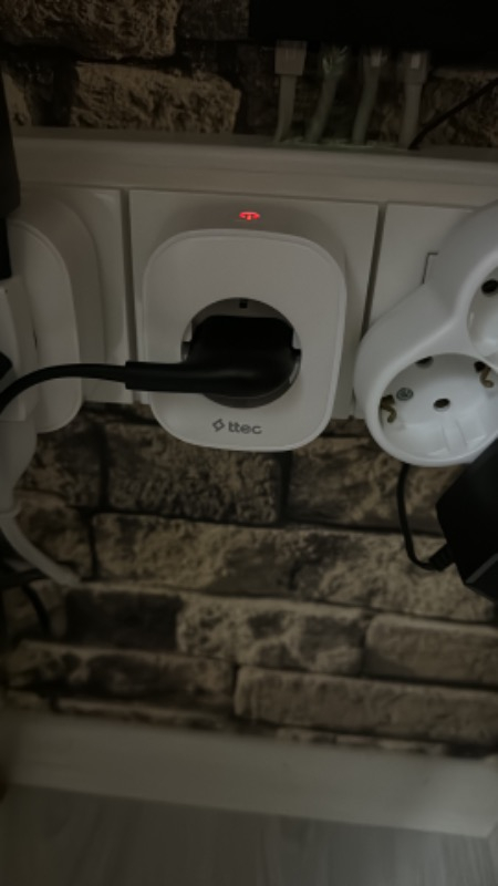 Philips CHP7010W Tekli Akım Koruma Priz 1140J Beyaz
