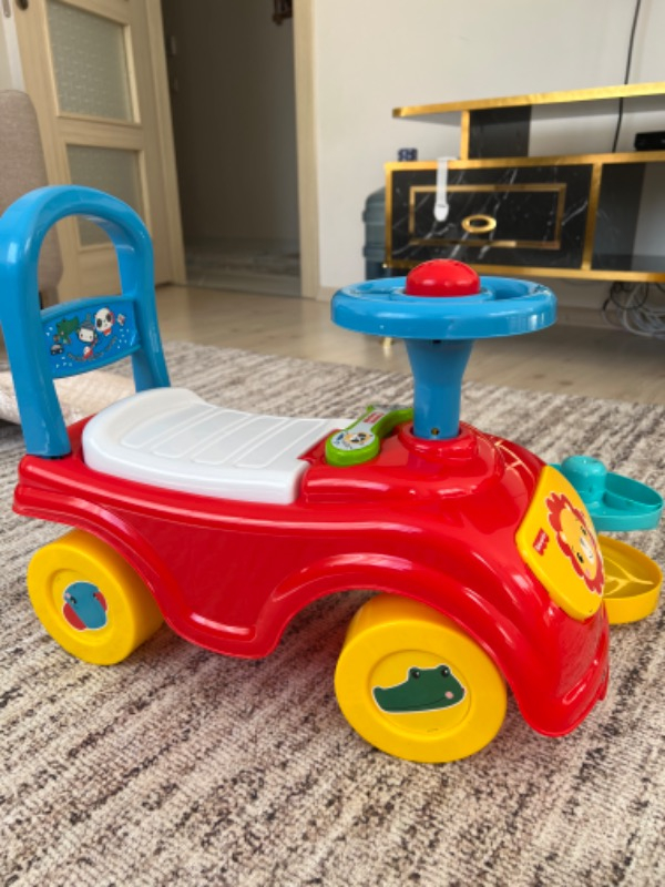 Fisher-Price İlk Arabam