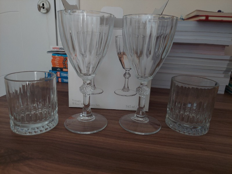 Madame Coco Voyage 4'lü Beyaz Şarap Kadehi Seti 245 ml