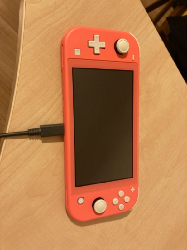 Nintendo Switch Lite Pembe Oyun Konsolu
