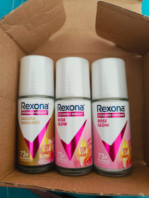 Rexona Vitamin + Bright Kadın Roll On Deodorant Sakura Radiance 45 ml