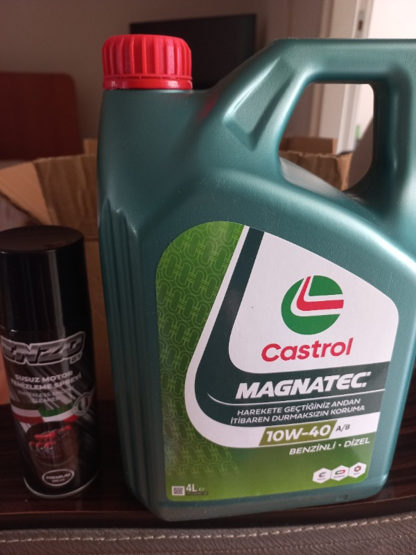 Castrol Magnatec 10W40 A/B 4 Litre Ü.T.2024