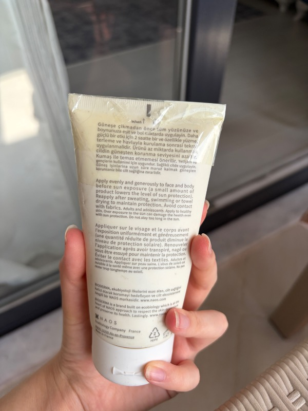 Bioderma Photoderm SPOT SPF50+ Yüksek Korumalı Yüz ve Vücut Güneş Kremi 150 ml