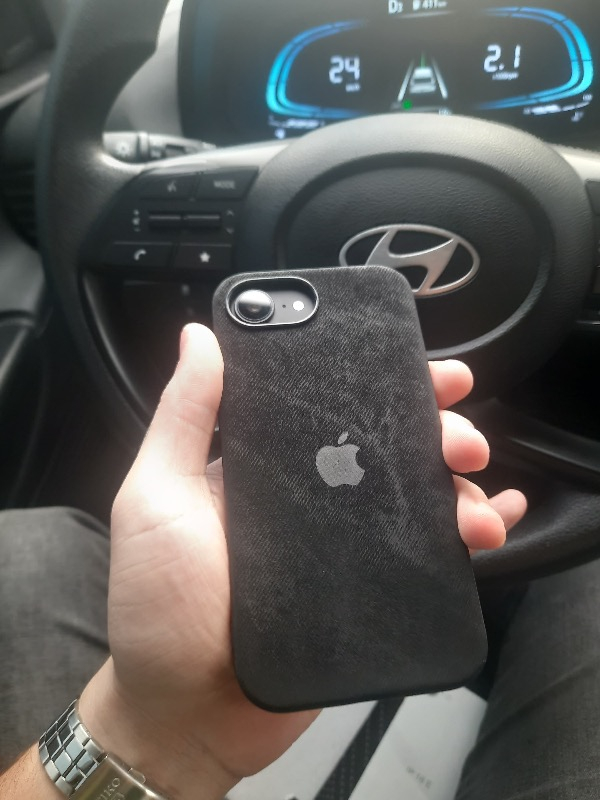 iPhone 16e 128GB Siyah