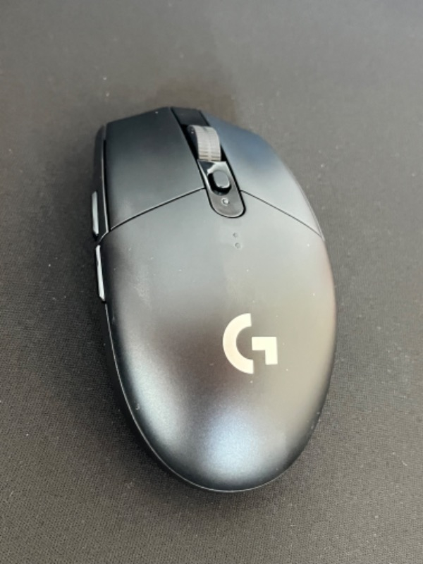 Logitech G G305 LIGHTSPEED 12.000 DPI Kablosuz Oyuncu Mouse - Siyah