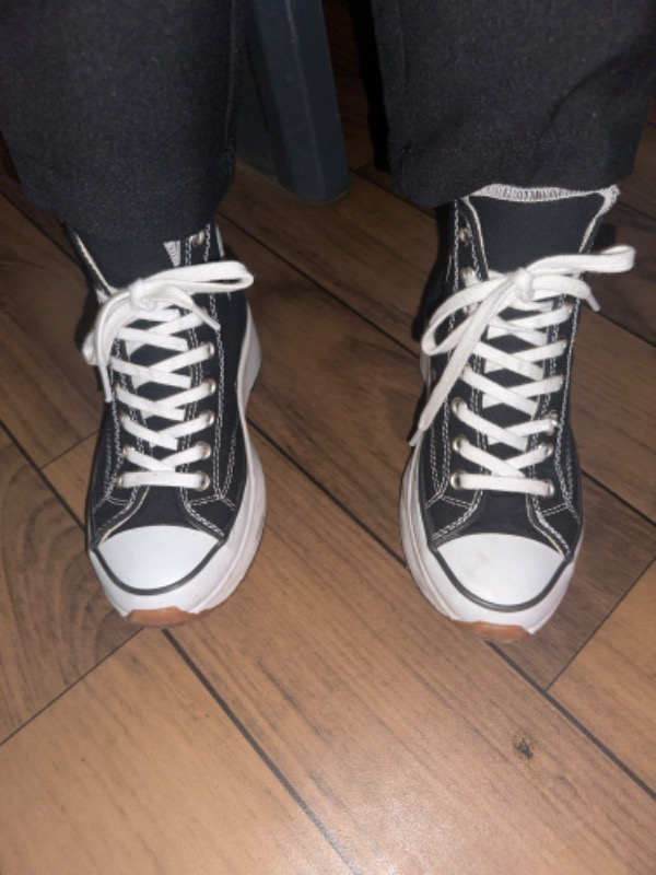 Converse Run Star Hike