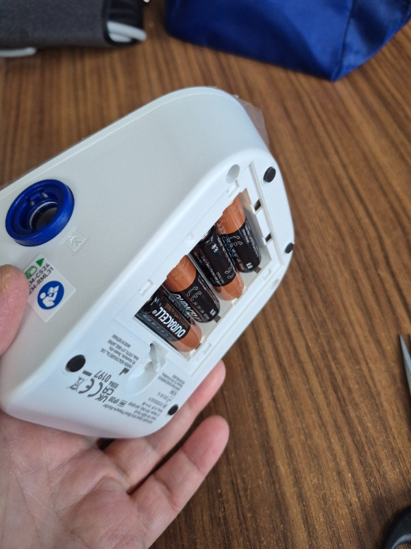 OMRON M2+ 30 Ölçüm Hafızalı Geniş Manşetli Üst Koldan Ölçer Dijital Tansiyon Aleti HEM-7146-E