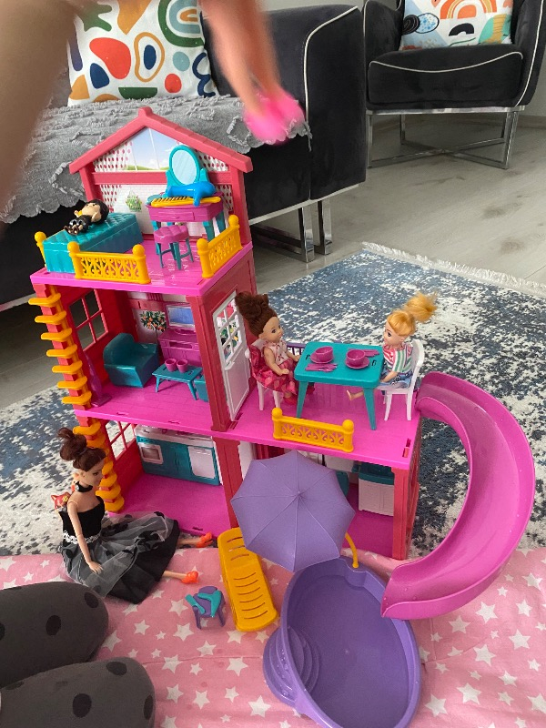 Dede Lola'nın Tatil Evi