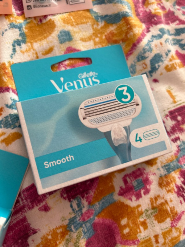 Gillette Venus Yedek Kadın Tıraş Bıçağı 4'lü