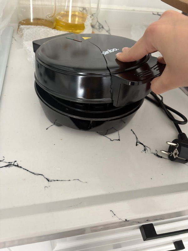 Sinbo Belçika Waffle Makinesi SSM-2589 5-5,9 lt Kapasite ile Çıkarılabilir Hazne ve Kolay Temizlik